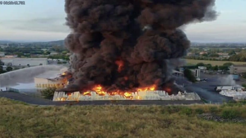 Gard : le point sur l’impressionnant incendie en cours près d’Alès