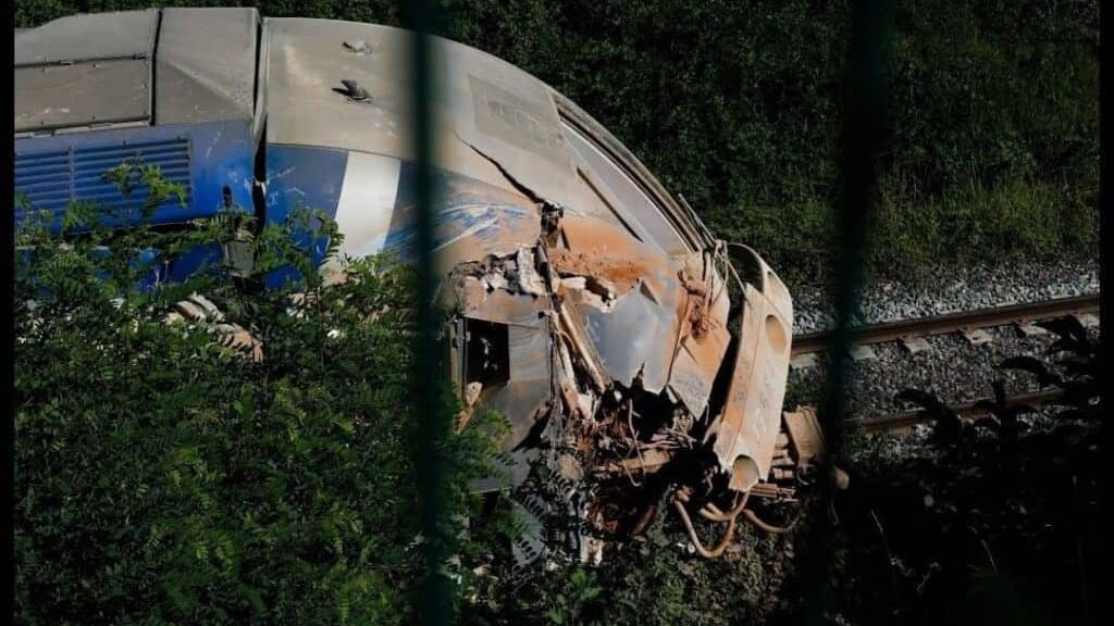 Pyrénées-Orientales : déraillement d’un train, le point sur la situation en images