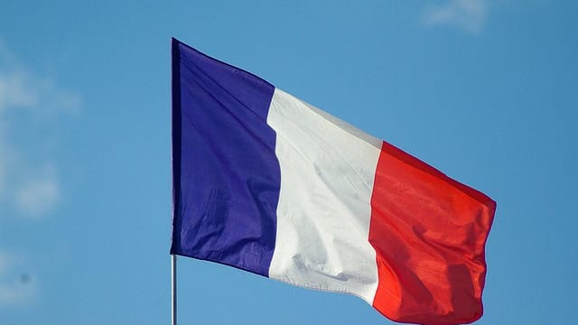 Législatives : pas de majorité pour le RN, vers un gouvernement par le Nouveau Front Populaire ?