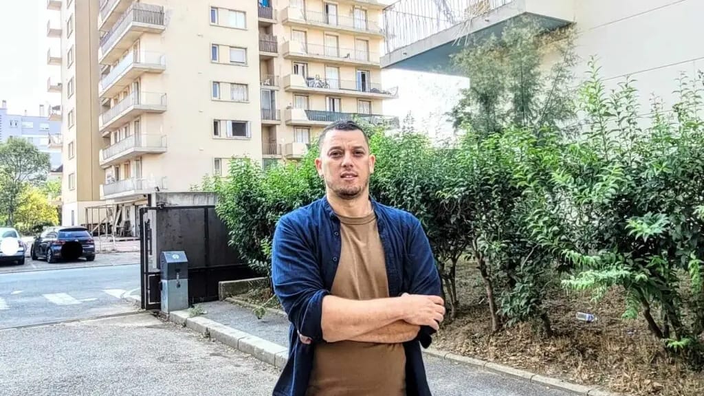 Montpellier : pannes d’ascenseur,  humidité, insalubrité, LFI échange avec les quartiers populaires