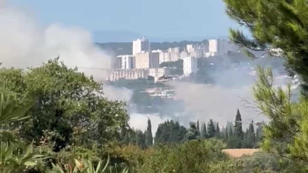 Gard : incendie en cours près de Nîmes à Bouillargues ce samedi