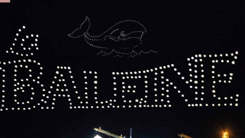 Gard : un spectacle de drones à Aigues-Mortes pour les 90 ans de La Baleine