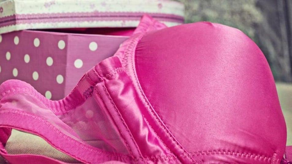 Gard : grande collecte de soutiens-gorge à Alès pour Octobre Rose