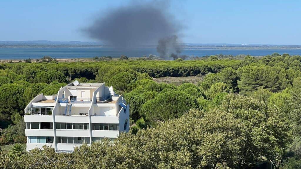 Hérault : accident avec incendie en cours entre La Grande Motte et Carnon