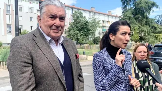 Nîmes : le maire sera absent plusieurs jours après son hospitalisation