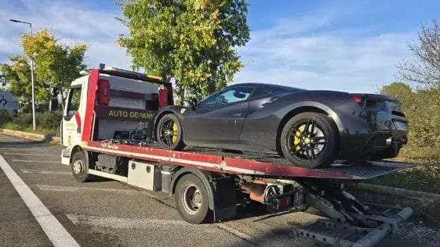 Gard : excès de vitesse de 120km/h, la Ferrari dort en fourrière