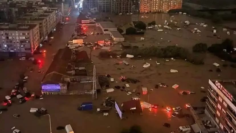 Météo : catastrophe à Valence en Espagne, inondations sans précédent, plusieurs morts