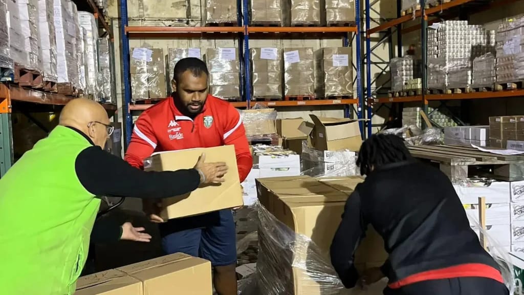 Nîmes : les joueurs du RCN mouillent le maillot pour Les Restos du Cœur