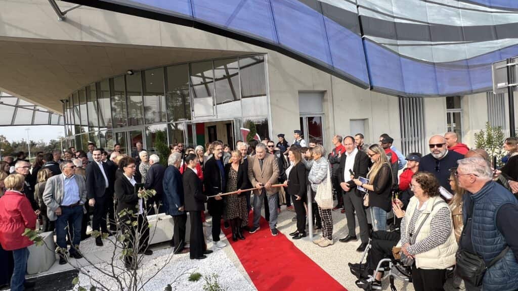 Nîmes : la halle des sports Ludivine Furnon officiellement inaugurée