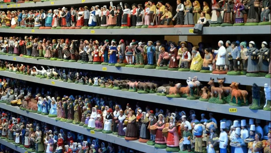 Hérault : des milliers de « Santons de Provence » en exposition à Lunel