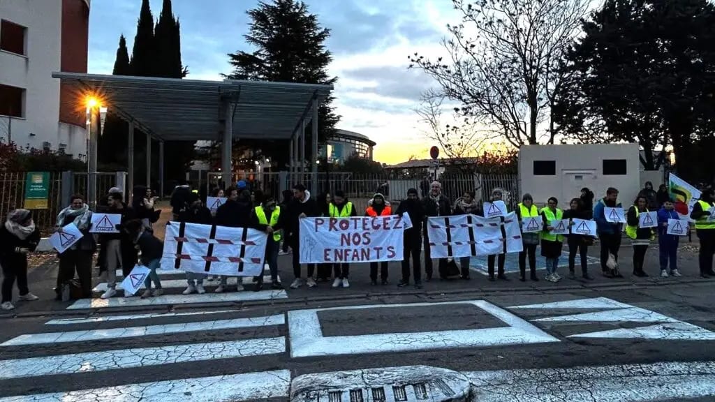 Nîmes : devant le collège Les Oliviers, les professeurs pointent l’insécurité