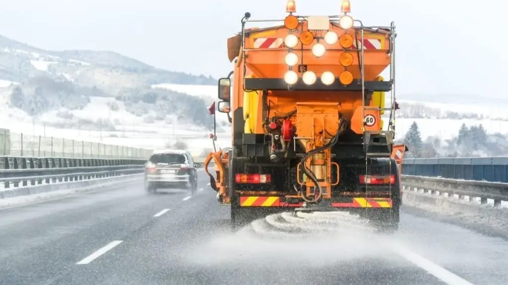 Autoroute A75 : la neige fait son apparition ce mercredi matin