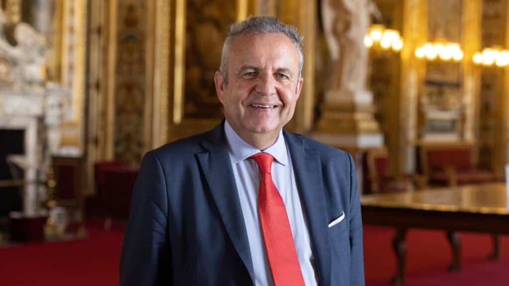 Scandale des eaux en bouteille : Laurent Burgoa, sénateur du Gard, aux commandes d’une commission d’enquête