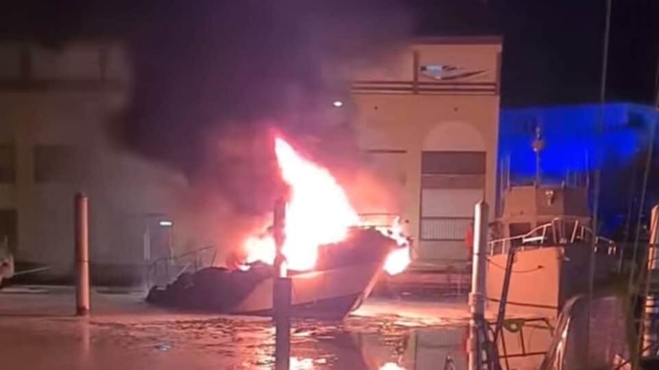 Hérault : plusieurs bateaux en feu dans le port de Carnon