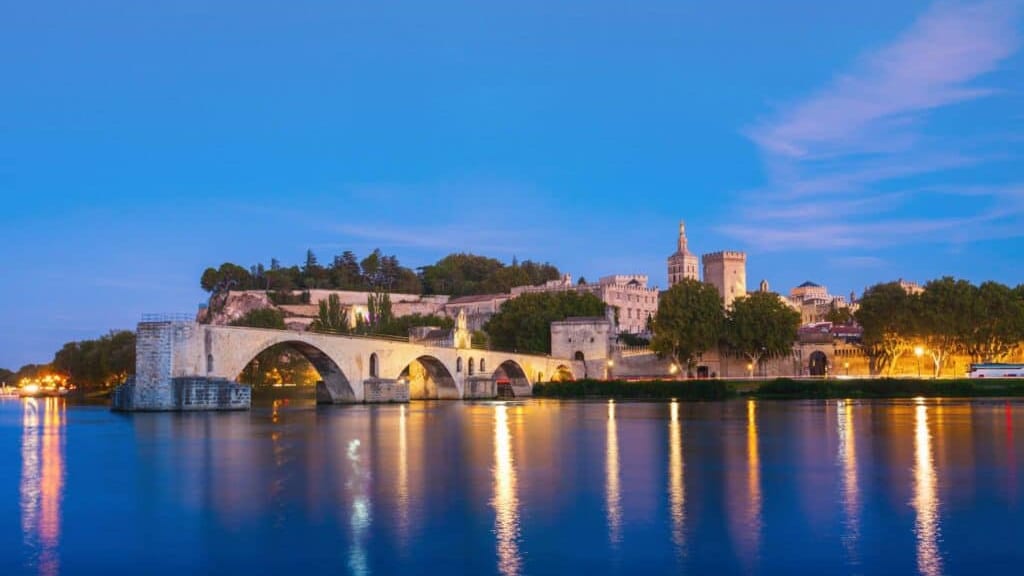 Vallée du Rhône : le grand spectacle sur le Rhône à Avignon annulé à cause du mistral