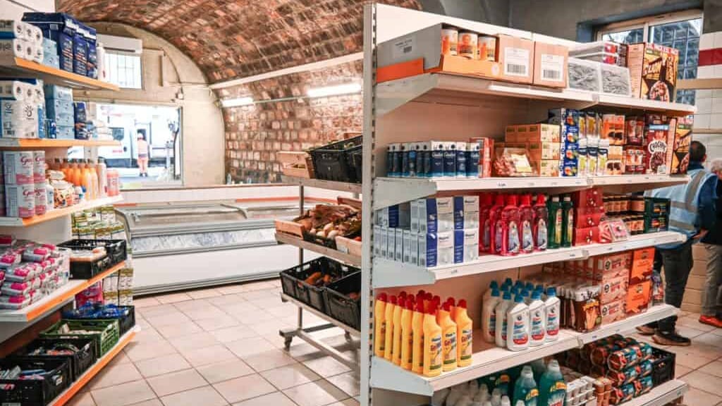Gard : une nouvelle épicerie solidaire à Nîmes