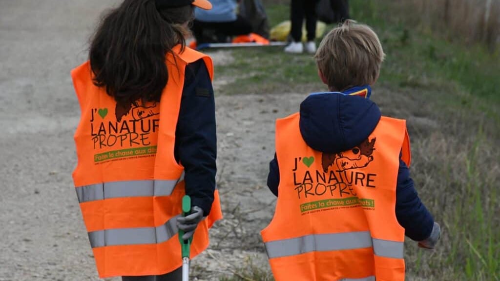 Gard : opération de ramassage des déchets à Saint-Laurent-d’Aigouze
