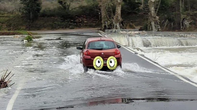 Météo : un automobiliste s’engage sur un pont submersible fermé à la circulation