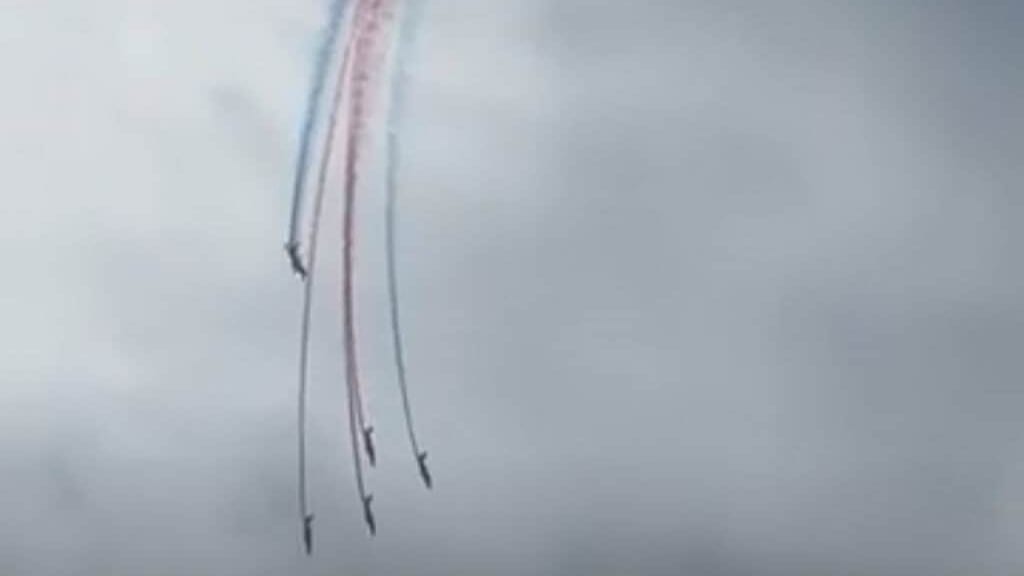 Collision de deux Alpha Jet de la Patrouille de France