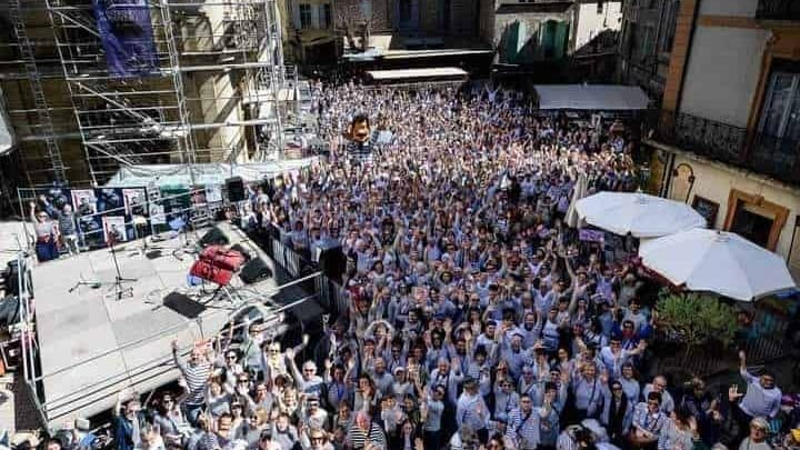 Pézenas : le record du monde de rassemblement de marinières sera-t-il battu ?