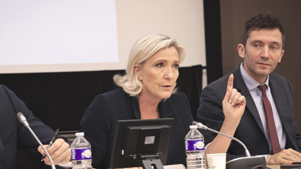 Marine Le Pen : la justice confirme la perte de son mandat de conseillère départementale