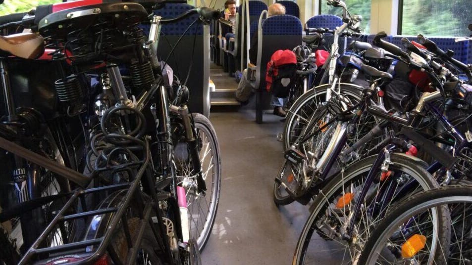 Occitanie : dès le 1er mai, voyager avec son vélo à bord des trains liO se fait sur réservation