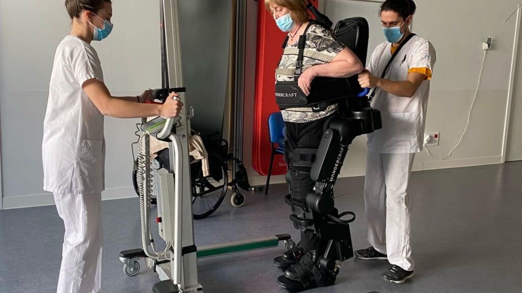 CHU de Nîmes : neurologie, un exosquelette pour une rééducation « de pointe »