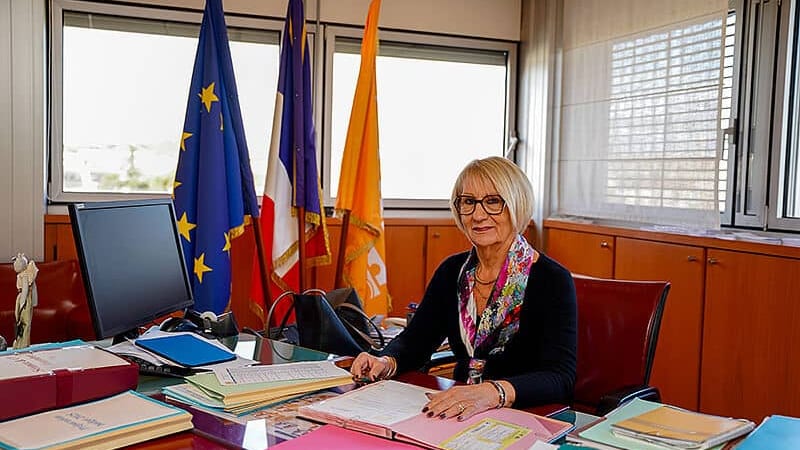 Nîmes Olympique : le Département salue le maintien en National 2