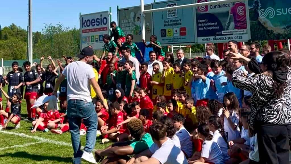 Nîmes : « ça me sort de mon téléphone », le rugby au service des jeunes