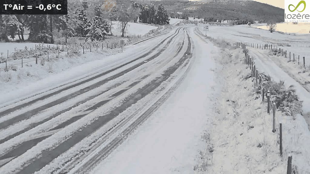 Météo : la neige est tombée en Lozère ce dimanche de Pâques, découvrez les images !