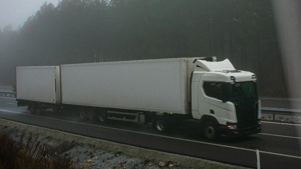 Des méga-camions pourraient bientôt rouler sur nos routes ?