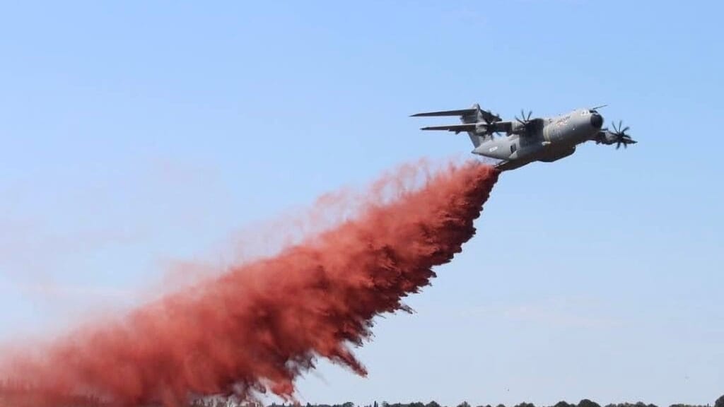L’A400M testé à Nîmes-Garons pour devenir un nouvel allié contre les feux de forêt