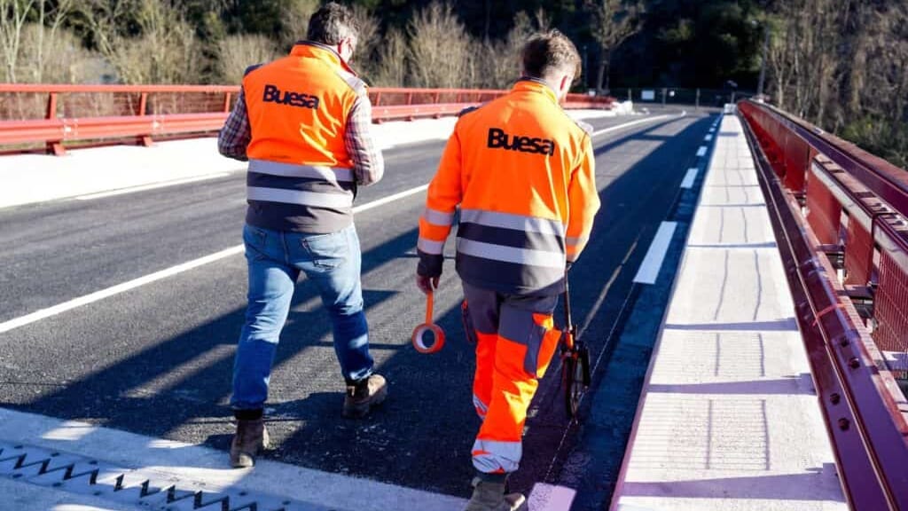 Gard : pont de Chamborigaud, dernières finitions avant la réouverture le 8 avril