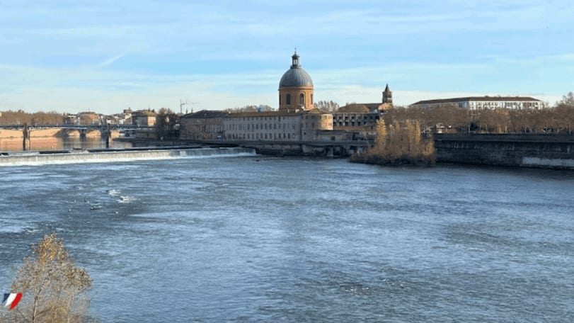 Toulouse : une policière sauve une dame de 60 ans de la noyade imminente