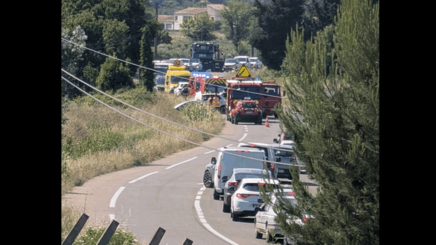 Gard : important accident de la route près du magasin Valdeyron à Calvisson