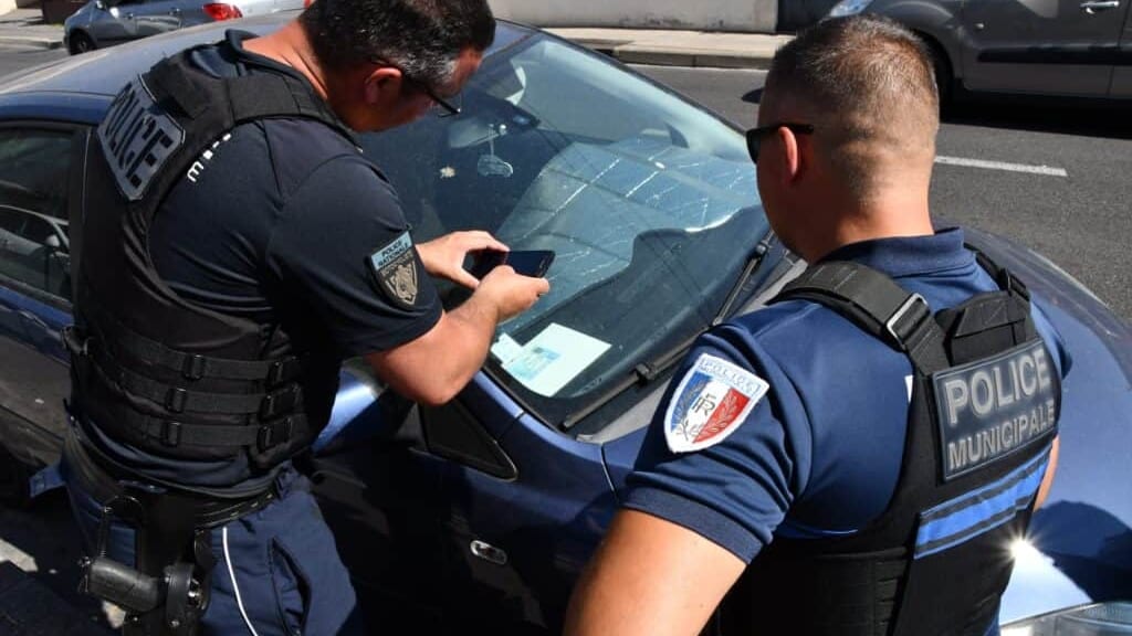 Perpignan : des fraudes aux cartes handicapées démasquées lors d’une vaste opération de contrôle