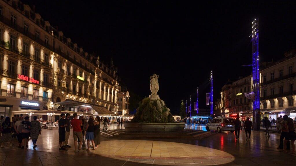 Montpellier : un nouvel éclairage nocturne pour la Comédie et l’Esplanade