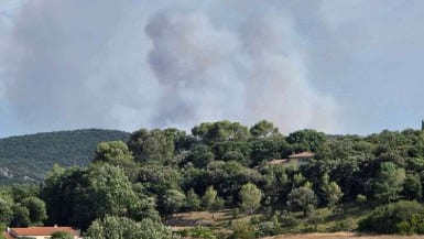 Hérault : important feu en cours vers Cournonsec