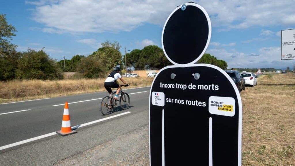 Aude : des silhouettes noires pour sensibiliser aux dangers de la route