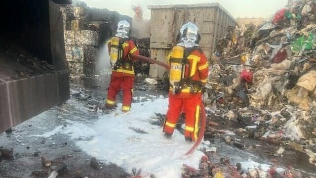 Lozère : un incendie dans un centre de recyclage mobilise 30 pompiers