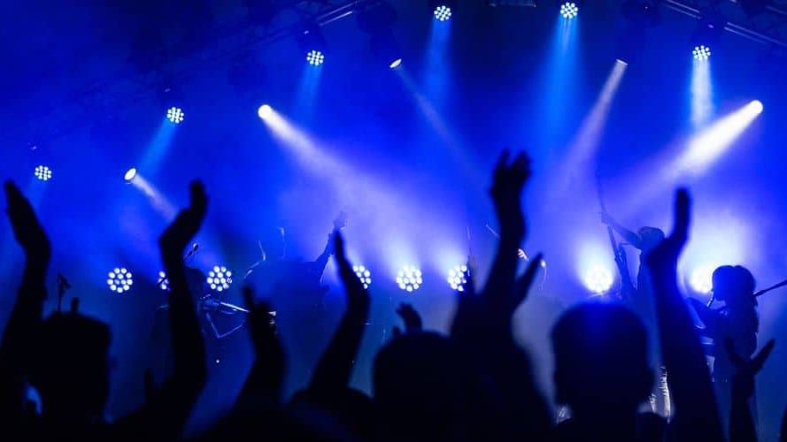 Gard : rassemblements festifs, le préfet donne les règles