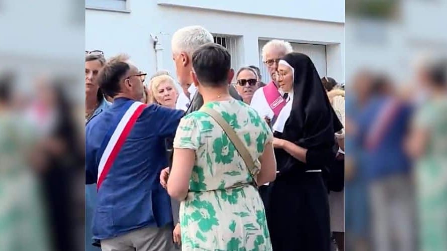 Béziers : une « nonne » anti-corrida violemment poussée lors d’une procession