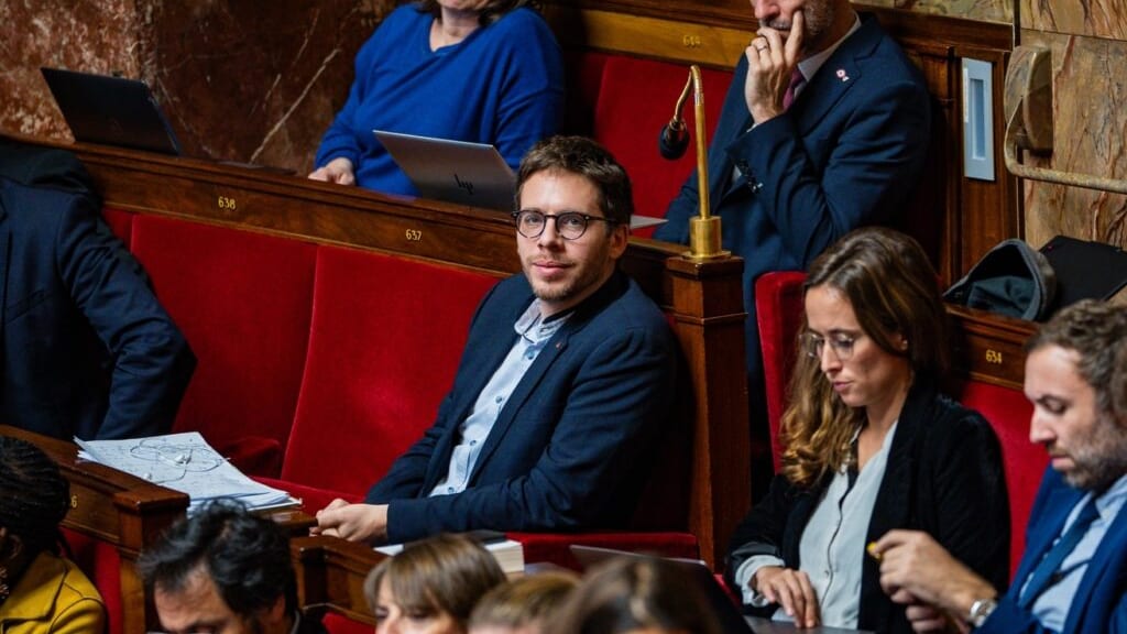 Un député LFI veut interrompre le travail « à partir de 33 degrés quand c’est possible »