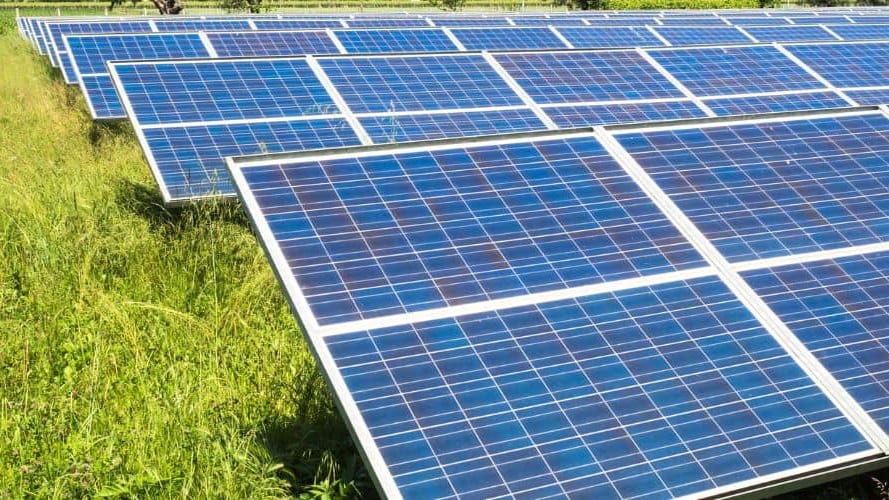Hérault : un projet de parc photovoltaïque à Bédarieux fait des étincelles