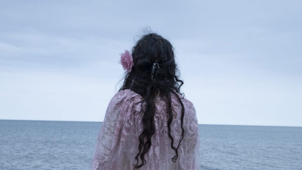 Camargue : une expo sur « Sara la Noire », sainte vénérée par le peuple tsigane aux Saintes-Maries-de-la-Mer