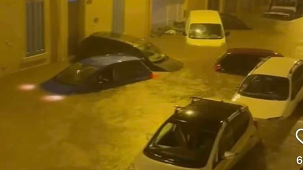 Météo : les images impressionnantes des inondations