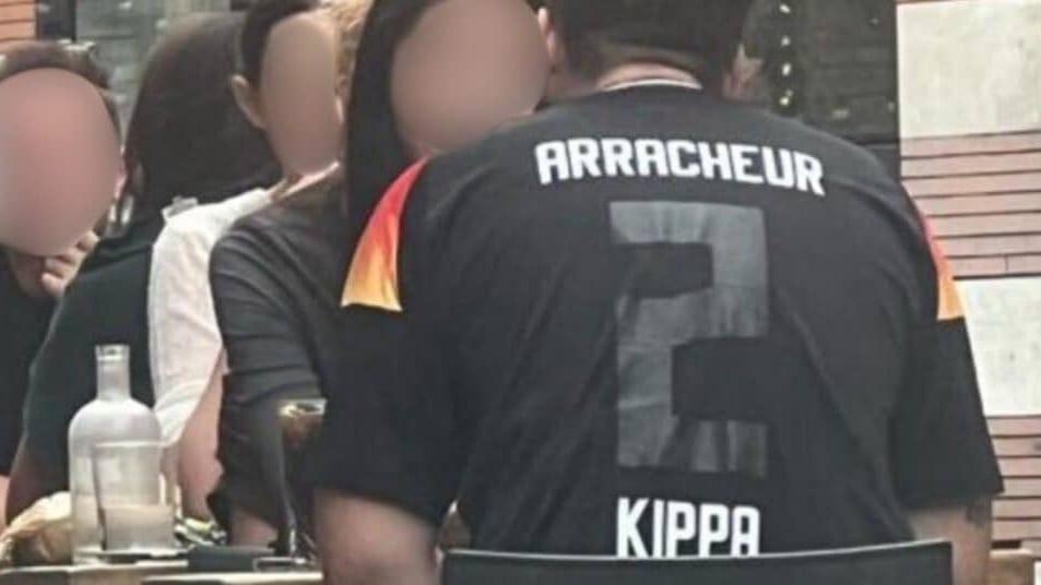 Toulouse : un homme aperçu en pleine rue avec un maillot floqué « Arracheur 2 kippa »