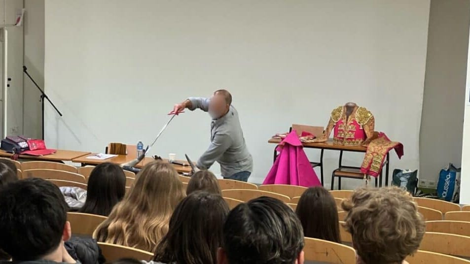 Nîmes : un ancien torero à la rencontre des lycéens, l’Alliance Anticorrida monte au créneau