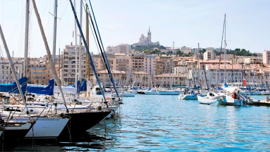 Un corps inerte découvert flottant dans le Vieux-Port de Marseille