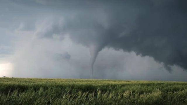 Tornade dans le Val-d’Oise : un mort et neuf blessés dont quatre en urgence absolue